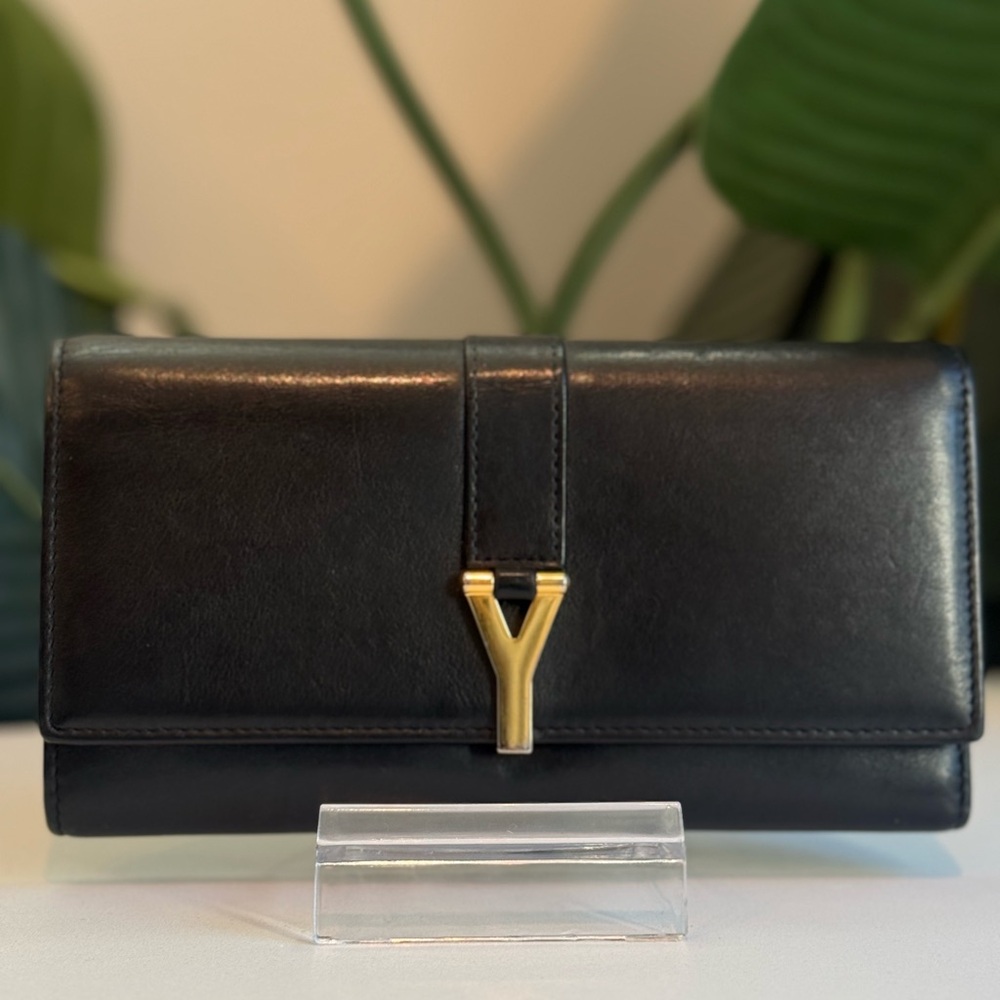 Saint Laurent ‘Y-Ligne wallet’